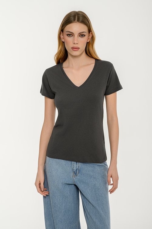 Basic t-shirt με V λαιμόκοψη
