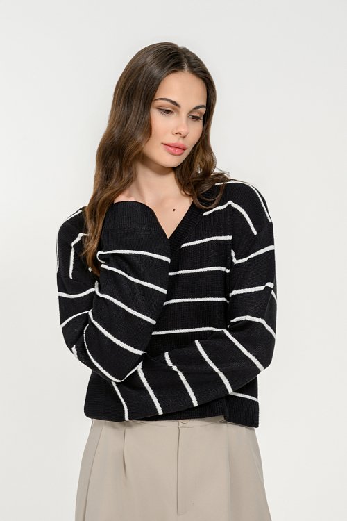 Knit sweater with stripes and V neckline