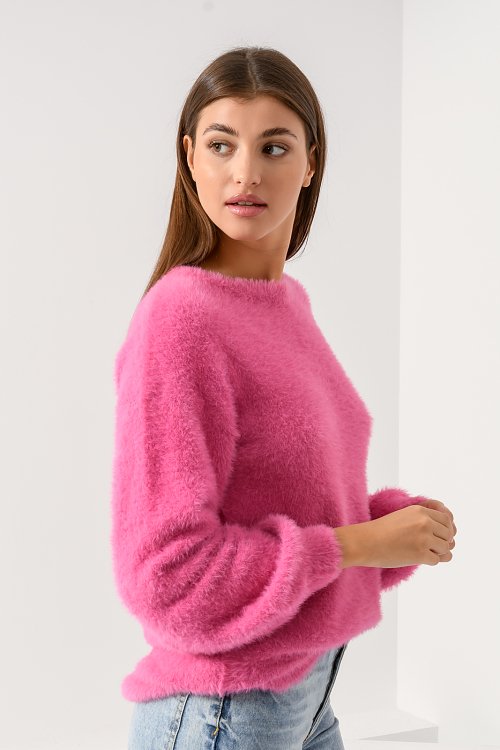 Mohair knitted top with puffy sleeves