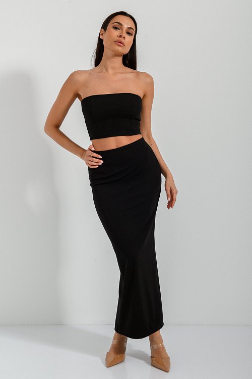 Strapless ribbed cropped top