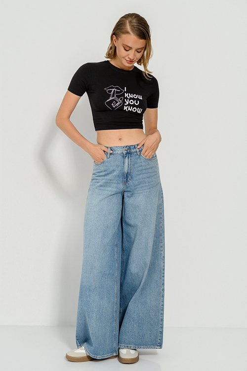 Cropped t-shirt with print