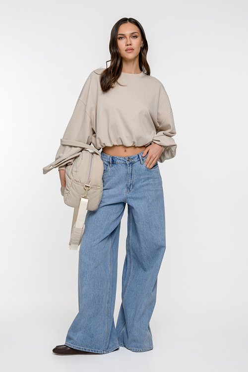 Cropped sweatshirt with balloon sleeves