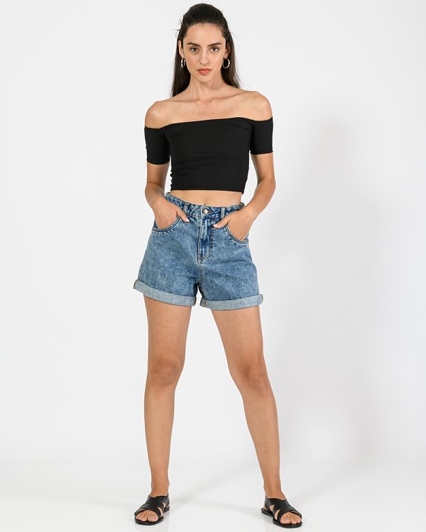 Off shoulder cropped top