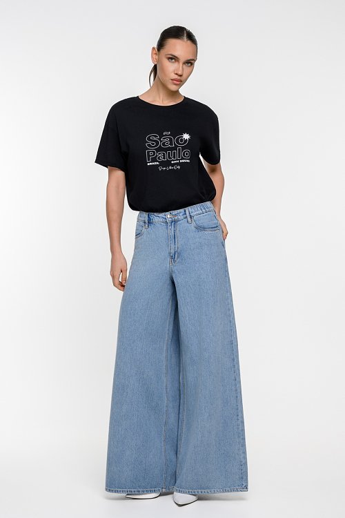 T-shirt with print