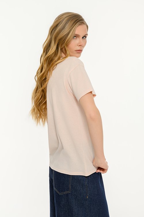 T-shirt with front print and V neckline