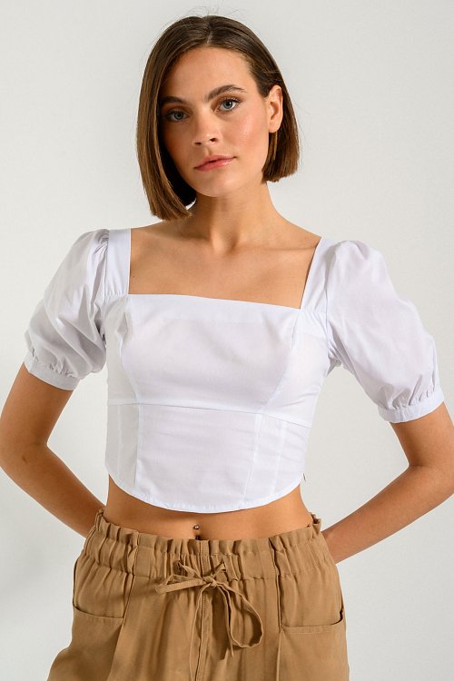 Cropped top with puffy sleeves