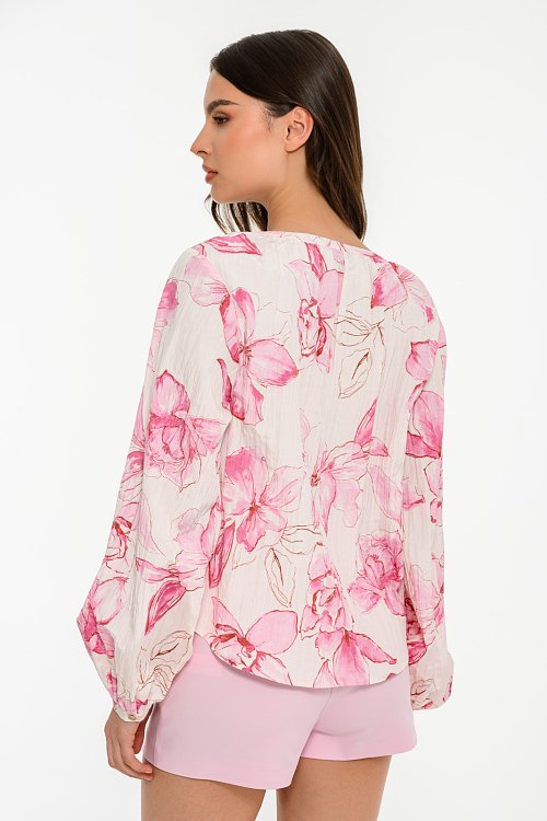 Floral blouse with buttons