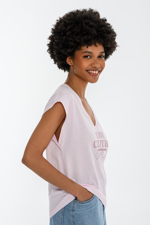 T-shirt with front print and V neckline
