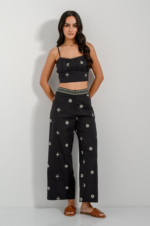 Crop top with shirring details and embroidered flowers