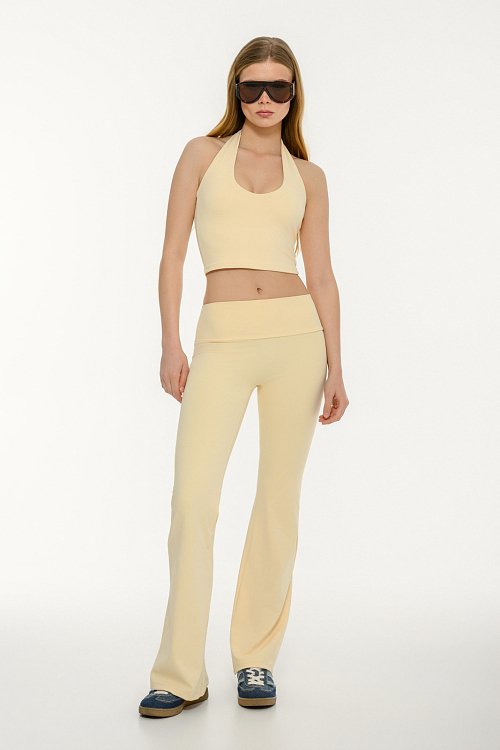 Λύκρα halter κροπ τοπ (BANANA)