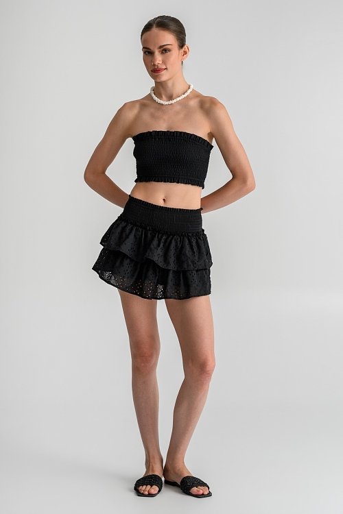 Strapless κροπ τοπ με σφηκοφωλιά