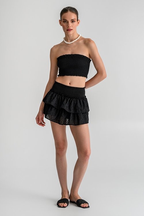 Strapless κροπ τοπ με σφηκοφωλιά