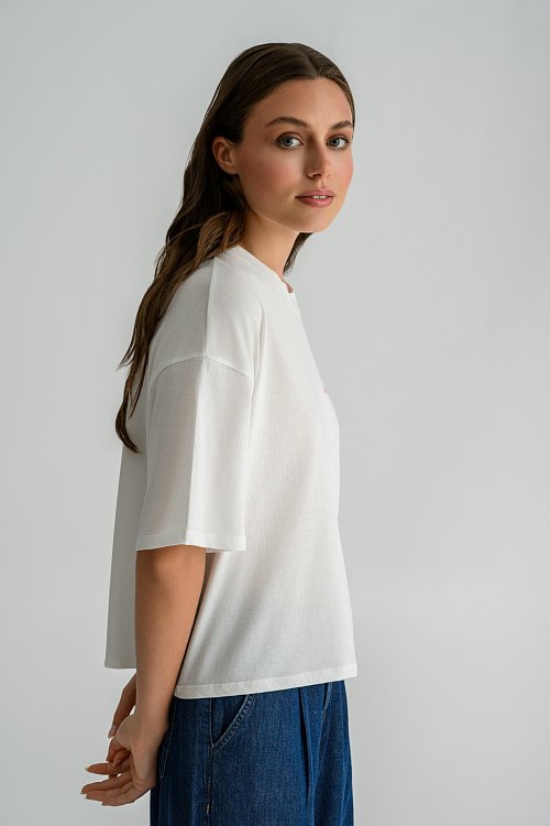 Oversized t-shirt with front print
