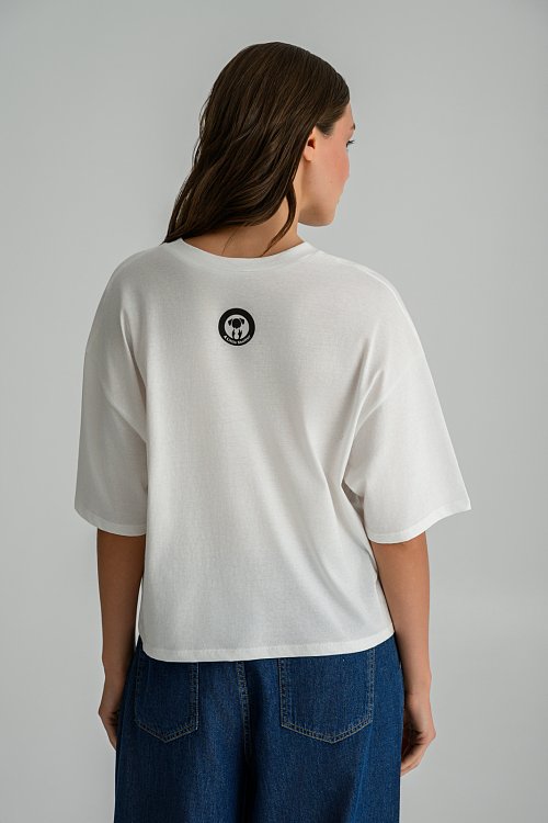 Oversized t-shirt with front print