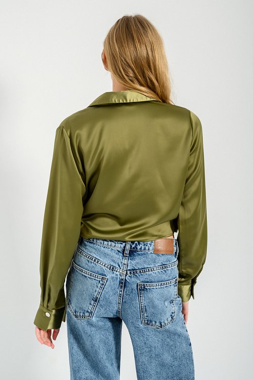 Cropped cruise shirt with satin effect