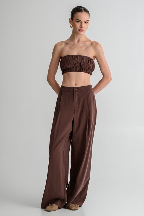 Strapless κροπ τοπ με σούρες
