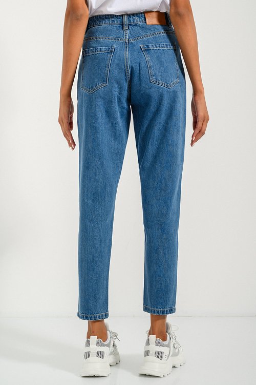 Mom fit denim