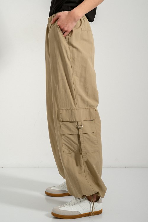 Parachute trousers
