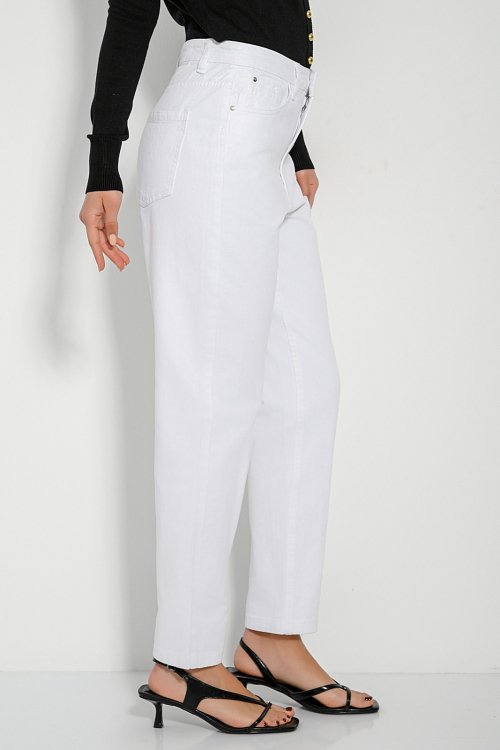Mom fit denim