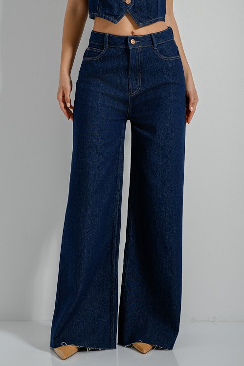 Wide leg denim with loose threads
