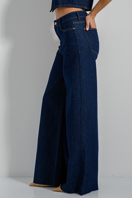 Wide leg denim with loose threads