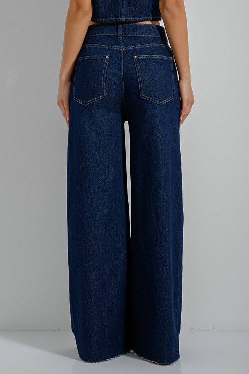 Wide leg denim with loose threads