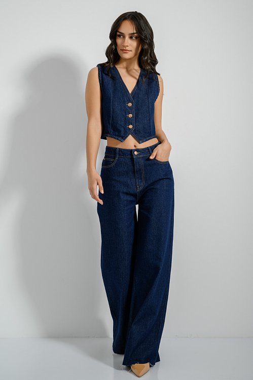Wide leg denim with loose threads