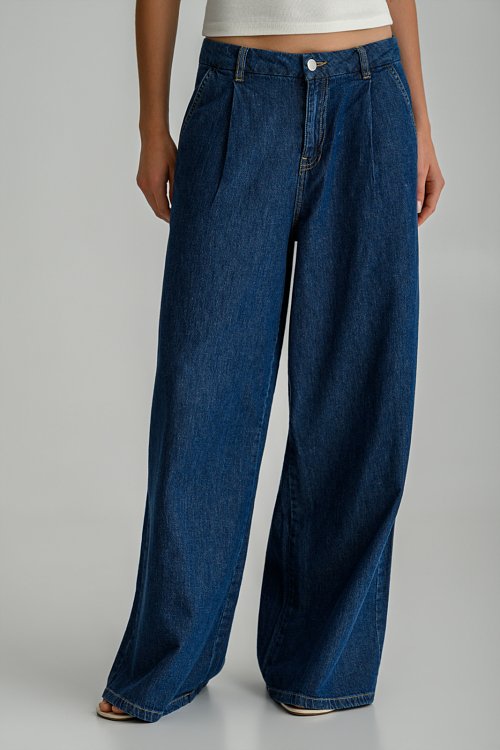 Wide leg denim with pleated details