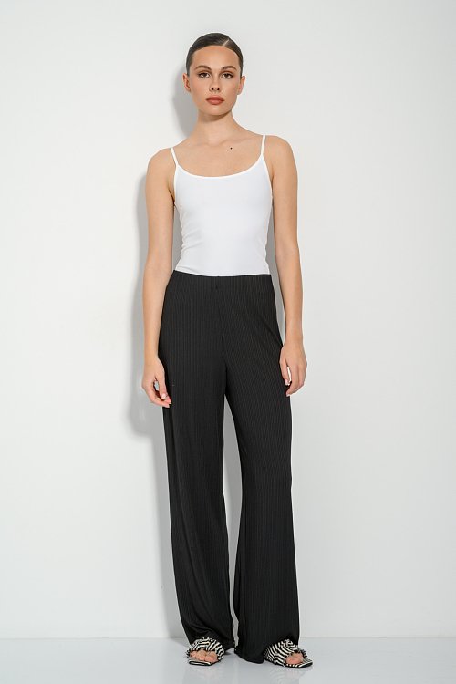 Wide leg trousers