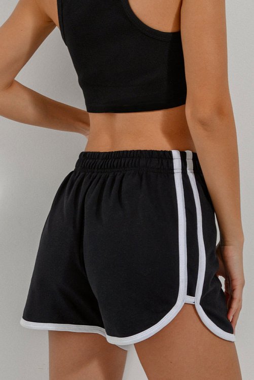 Sweater shorts with waistband and side opening detail