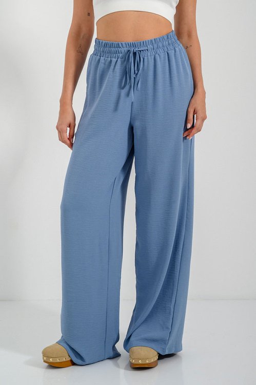 Wide leg trousers