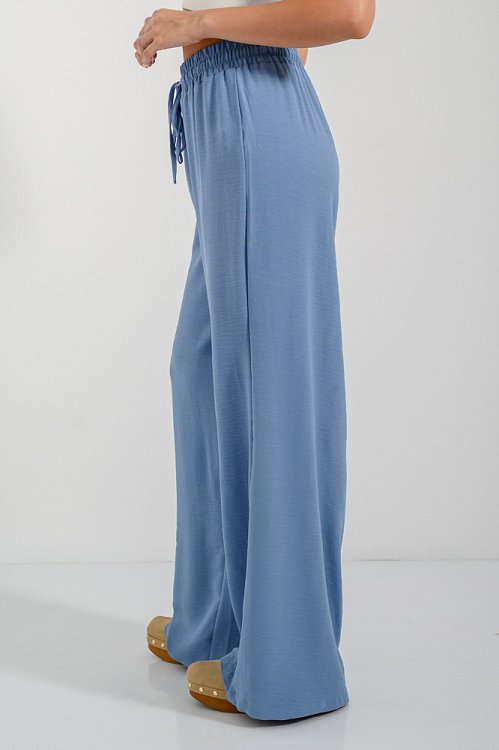 Wide leg trousers