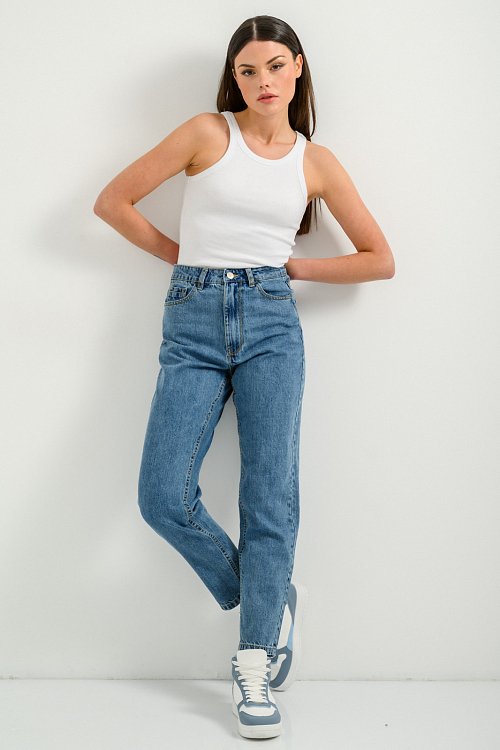 OEM&ODM Dark Blue Color High Waistband Slant Front Pocket Mom Fit Jeans New  Fashion Design Lady Jeans - China Skinny Jeans and Denim Jeans price |  Made-in-China.com