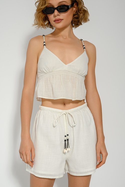 Shorts with cord details