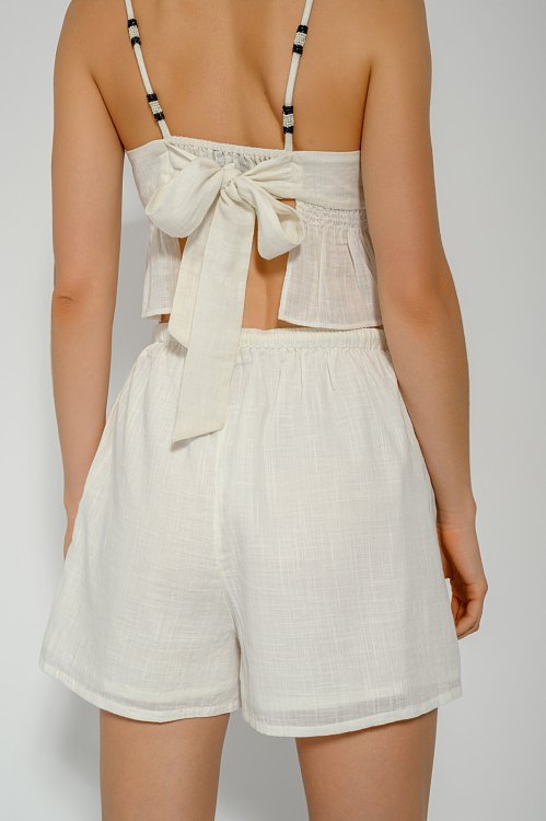 Shorts with cord details