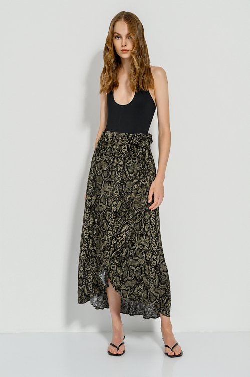 Midi cruise skirt with boho print