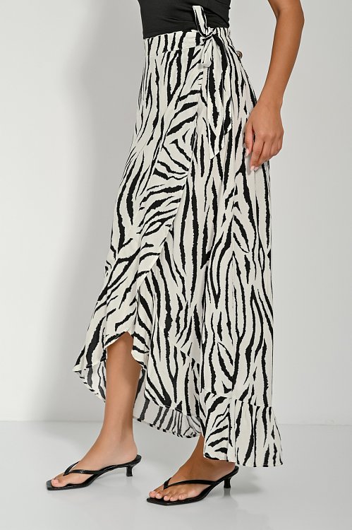 Midi cruise skirt with zebra print