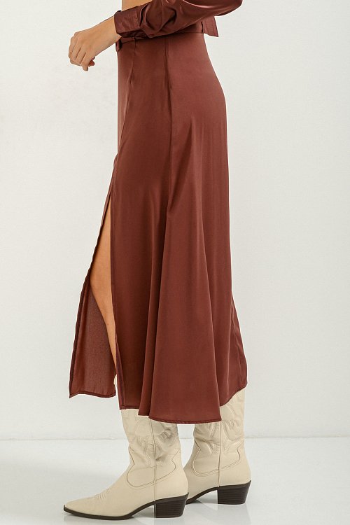 Midi skirt with satin effect