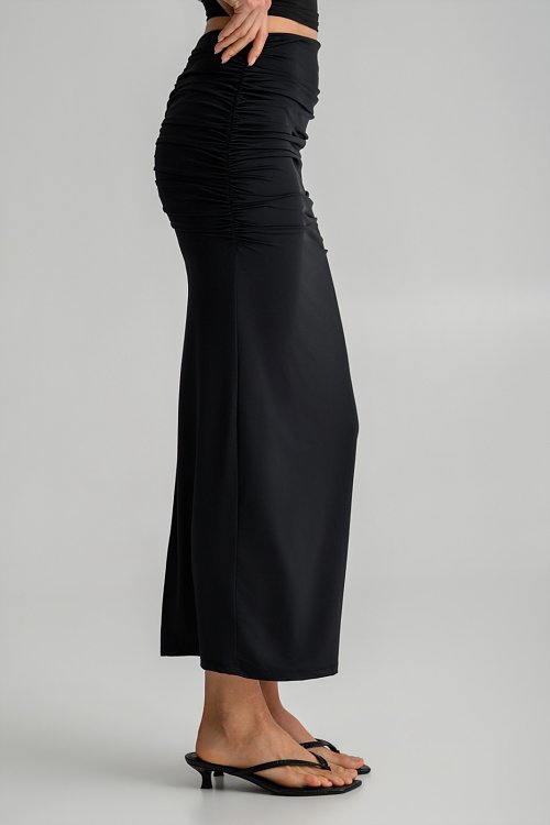 pinkwoman Midi λύκρα φούστα με σούρες και σκίσιμο πίσω (BLACK) - 3