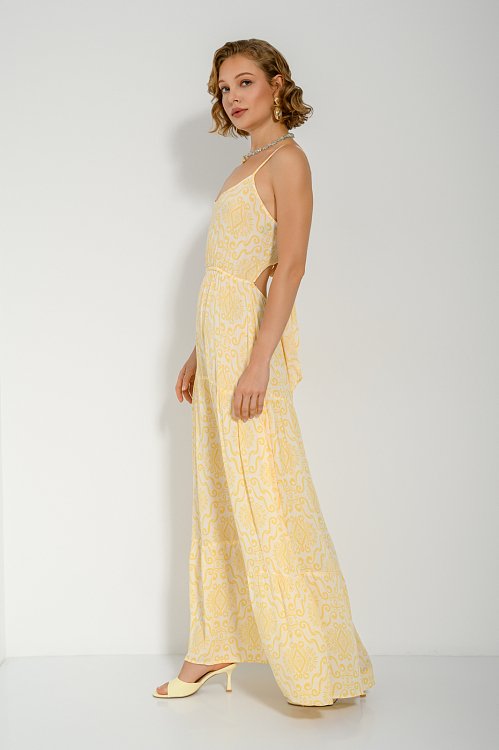 Maxi dress with boho print and open back tie