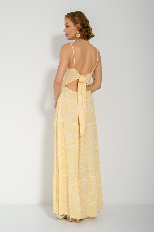Maxi dress with boho print and open back tie
