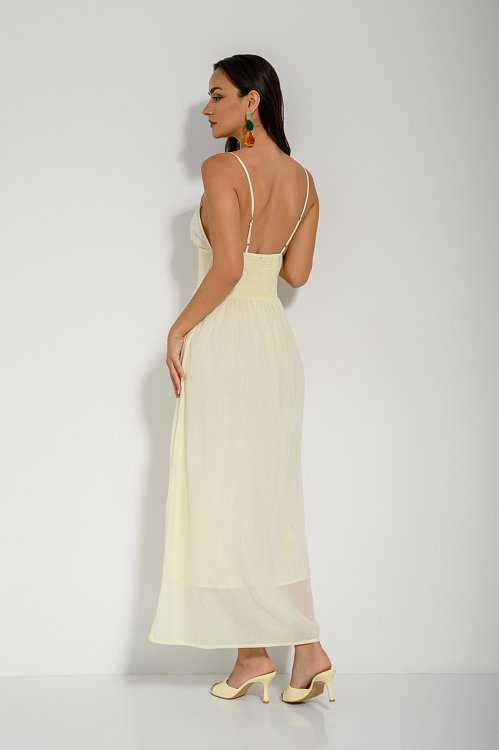 Maxi backless dress with knitted details