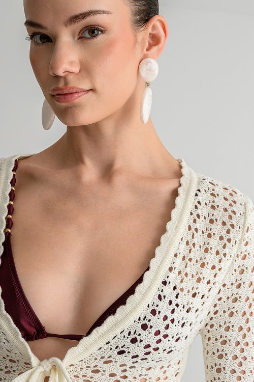 Maxi πλεκτό κροσέ φόρεμα με cut out λεπτομέρεια (OFF WHITE) φωτογραφία