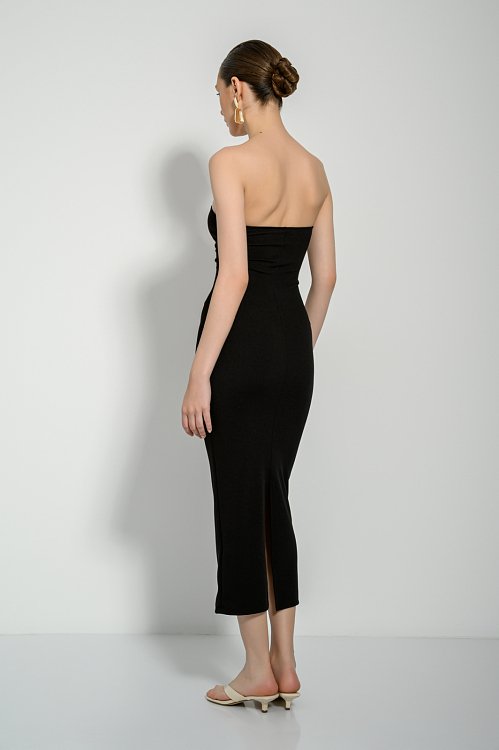 Midi strapless dress with slit detail on the back