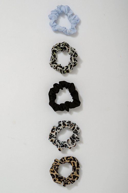 Set of 5 scrunchies