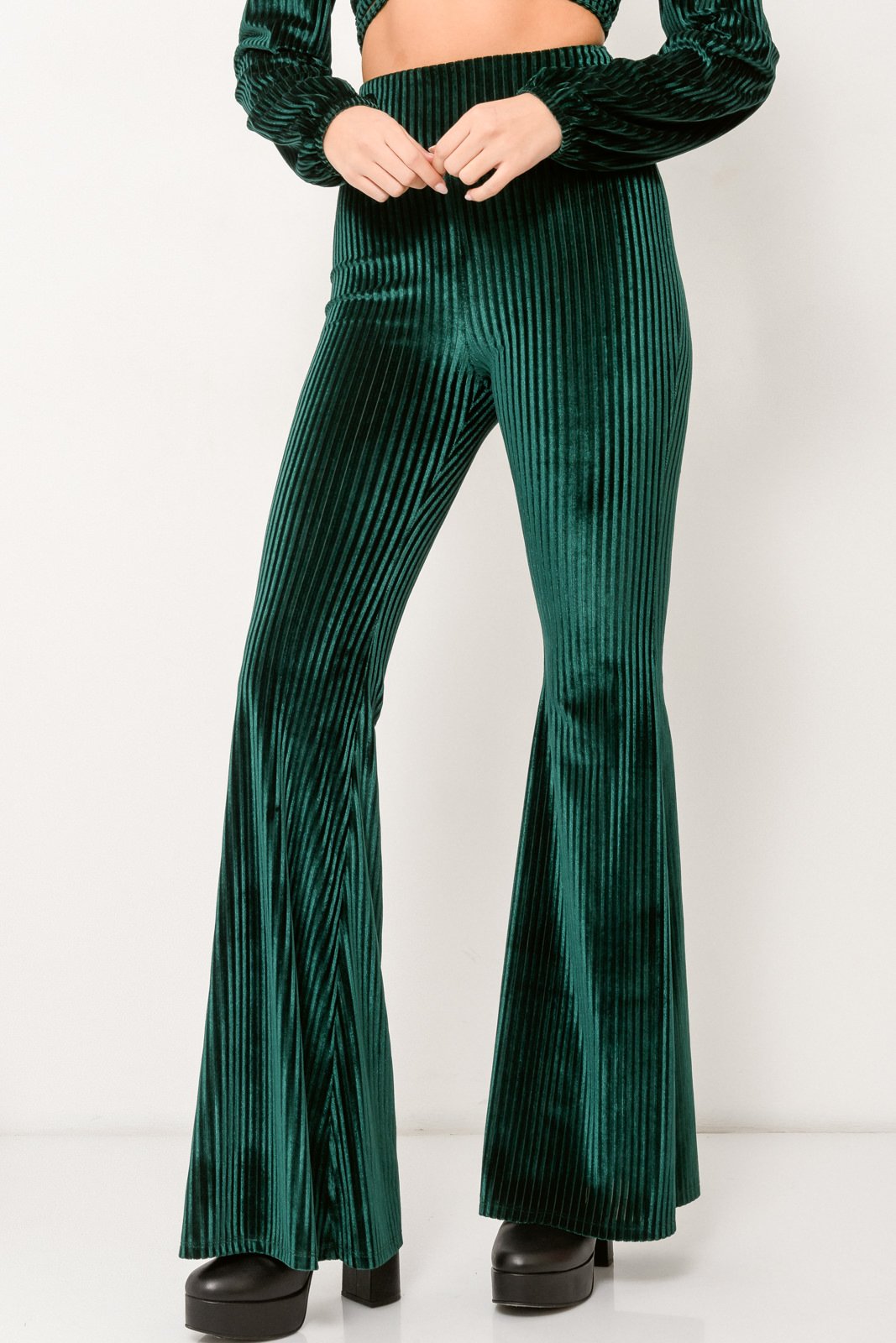 Ribbed flared trousers with velvet effect