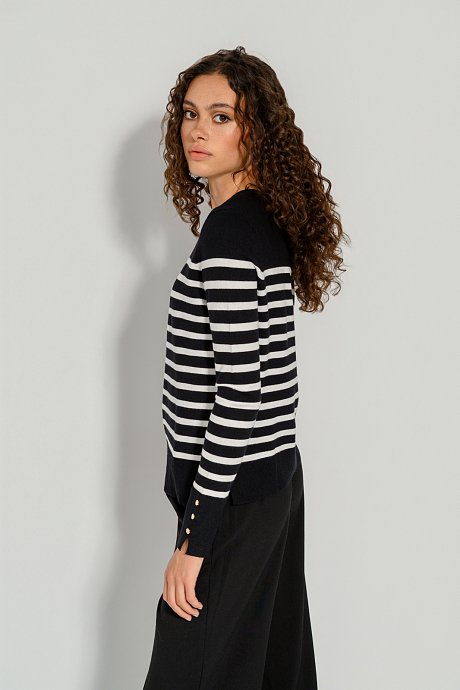 Basic ριγέ πλεκτό με λεπτομέρεια κουμπιών