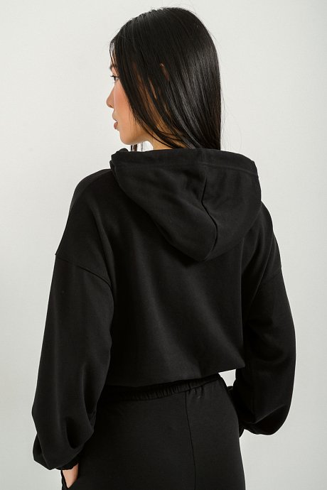Cropped hoodie with elastic waistband
