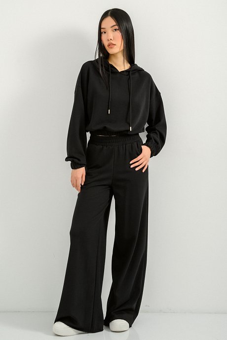 Cropped hoodie with elastic waistband