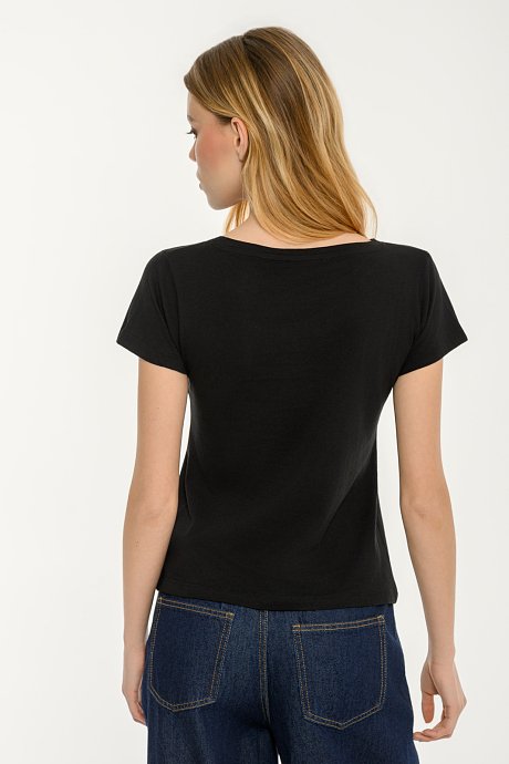 Basic t-shirt με στρογγυλή λαιμόκοψη